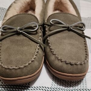 New My Slippers Moccacin Style Suede Slippers Size Mens 8 Or Womens 10